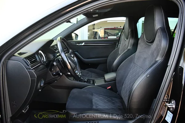 Škoda Superb 2,0TDI SPORTLINE DSG ČR 1.MAJ - foto 10