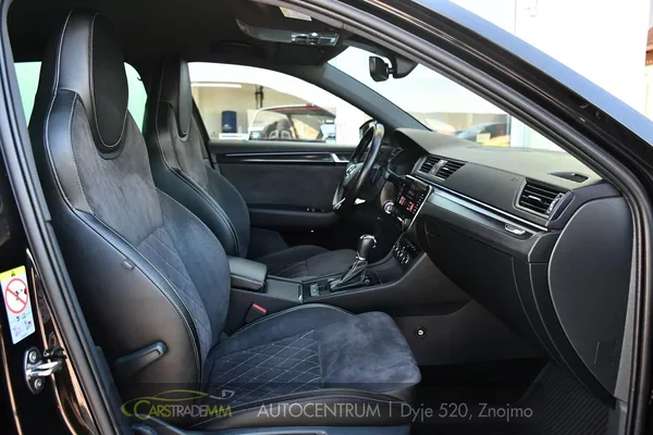 Škoda Superb 2,0TDI SPORTLINE DSG ČR 1.MAJ - foto 16