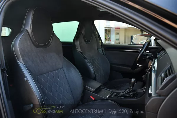 Škoda Superb 2,0TDI SPORTLINE DSG ČR 1.MAJ - foto 17
