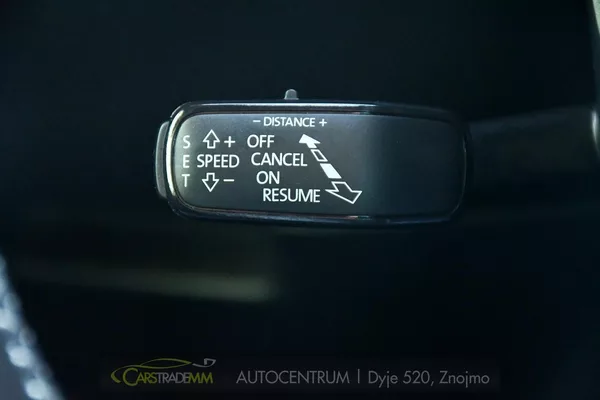 Škoda Superb 2,0TDI SPORTLINE DSG ČR 1.MAJ - foto 29