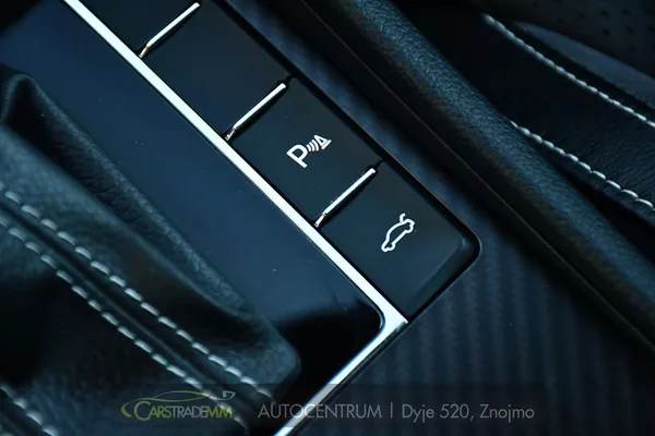 Škoda Superb 2,0TDI SPORTLINE DSG ČR 1.MAJ - foto 36