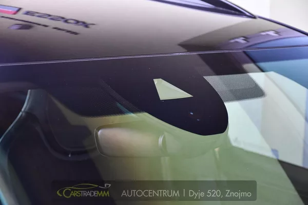 Škoda Superb 2,0TDI SPORTLINE DSG ČR 1.MAJ - foto 53