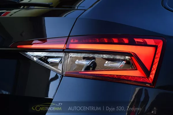 Škoda Superb 2,0TDI SPORTLINE DSG ČR 1.MAJ - foto 56