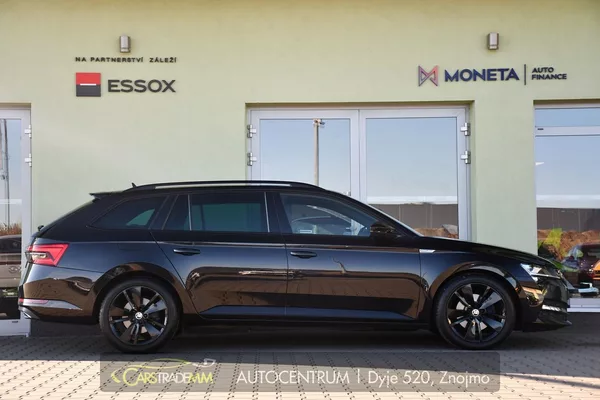 Škoda Superb 2,0TDI SPORTLINE DSG ČR 1.MAJ - foto 6
