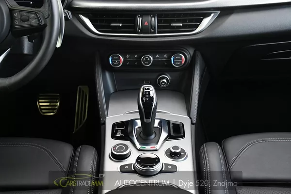 Alfa Romeo Stelvio 2.0 Turbo 16V 206kW Veloce Q4 - foto 22