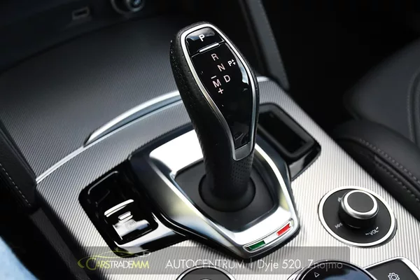 Alfa Romeo Stelvio 2.0 Turbo 16V 206kW Veloce Q4 - foto 34