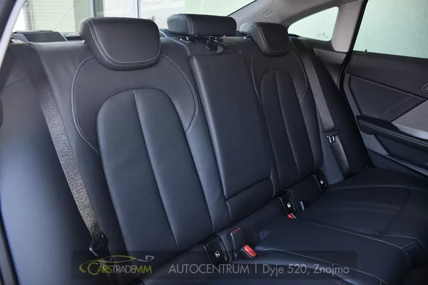 BMW Řada 2 218i ČR 1.MAJ PANO - foto 19