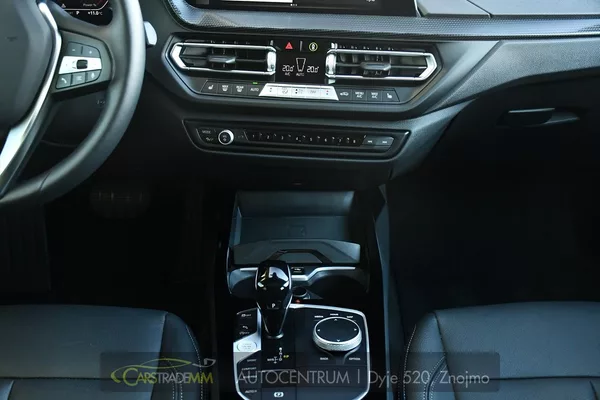 BMW Řada 2 218i ČR 1.MAJ PANO - foto 22