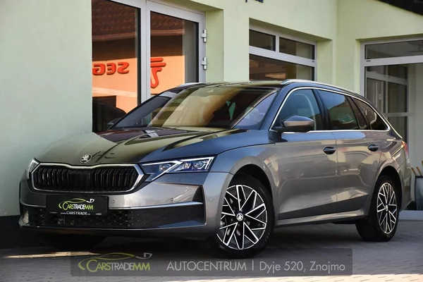 Škoda Octavia 2.0TDi Top Selection DSG ACC