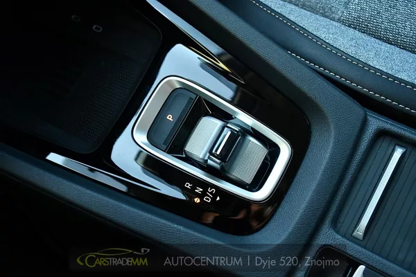 Škoda Octavia 2.0TDi Top Selection DSG ACC - foto 35