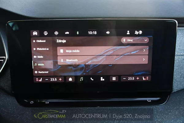 Škoda Octavia 2.0TDi Top Selection DSG ACC - foto 44