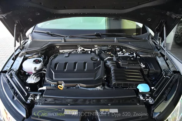 Škoda Octavia 2.0TDi Top Selection DSG ACC - foto 53