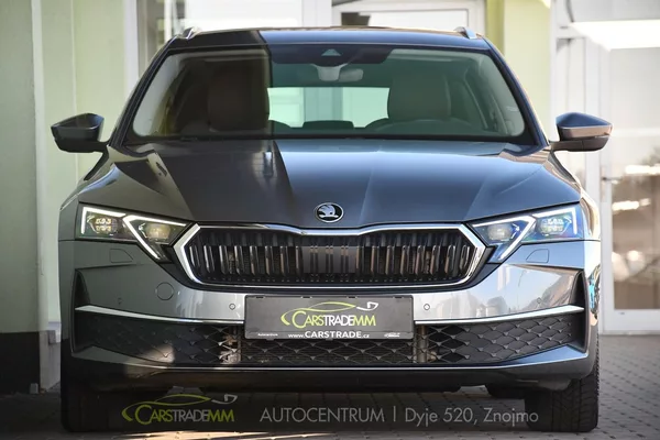 Škoda Octavia 2.0TDi Top Selection DSG ACC - foto 8