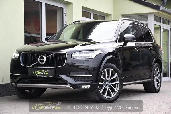 Volvo XC90 D5 AWD MOMENTUM ČR