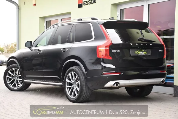Volvo XC90 D5 AWD MOMENTUM ČR - foto 3