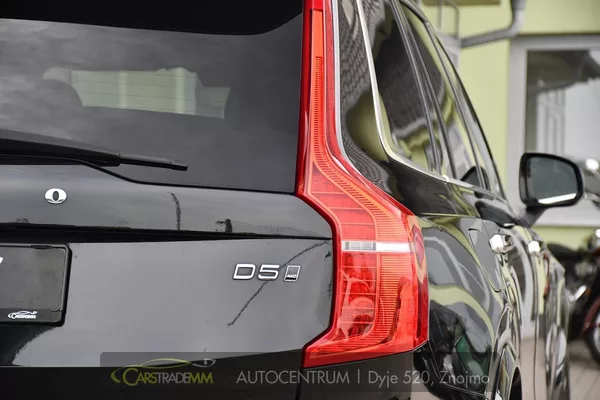Volvo XC90 D5 AWD MOMENTUM ČR - foto 38