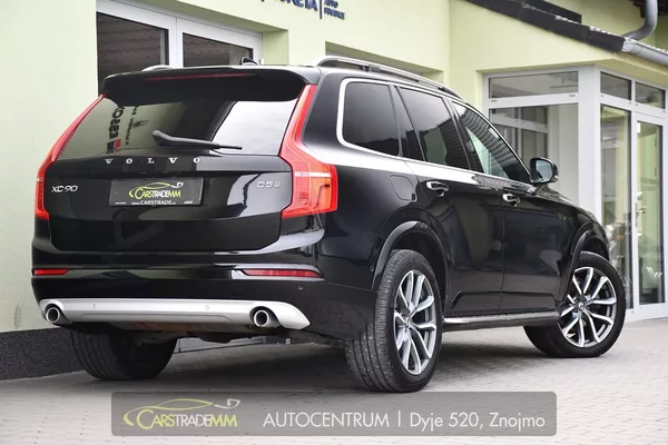 Volvo XC90 D5 AWD MOMENTUM ČR - foto 5