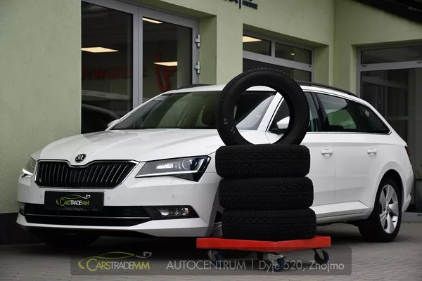 Škoda Superb - foto 2
