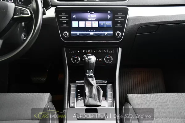 Škoda Superb - foto 23