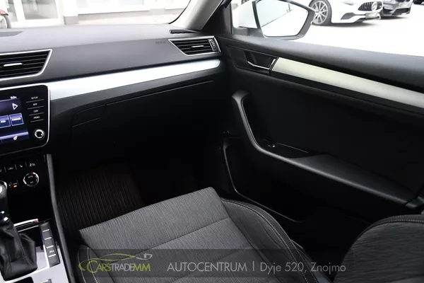 Škoda Superb - foto 24
