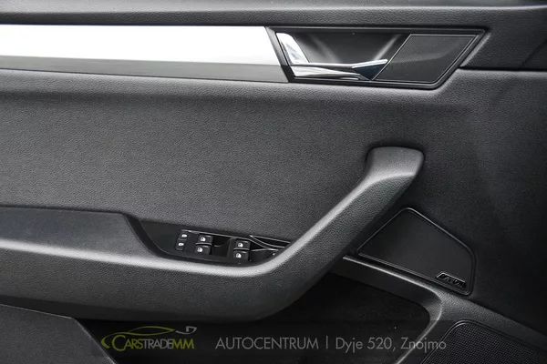 Škoda Superb - foto 27