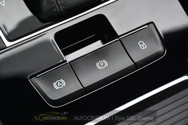 Škoda Superb - foto 38