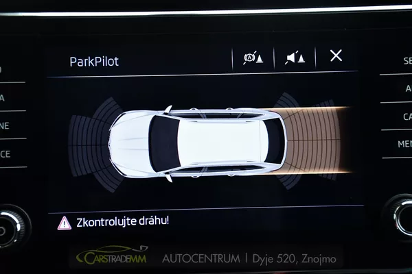 Škoda Superb - foto 48