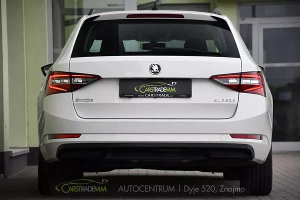 Škoda Superb - foto 5