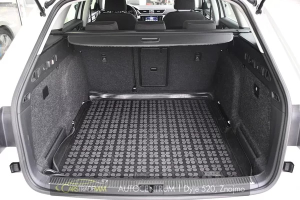 Škoda Superb - foto 51