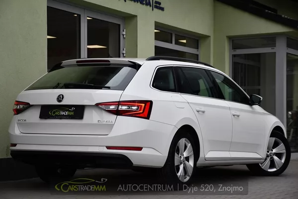 Škoda Superb - foto 6