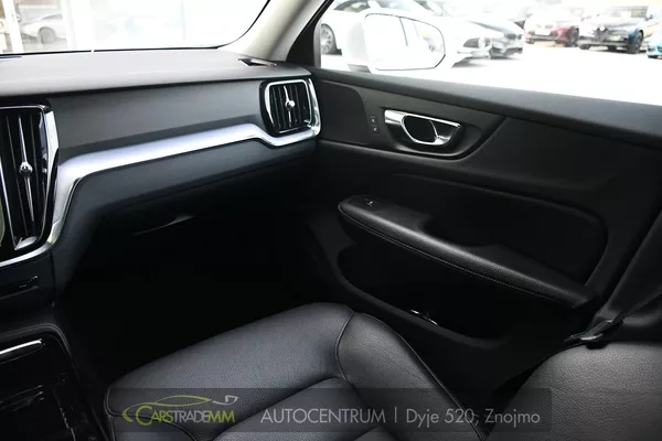 Volvo V60 2,0 T6 186kW - foto 23