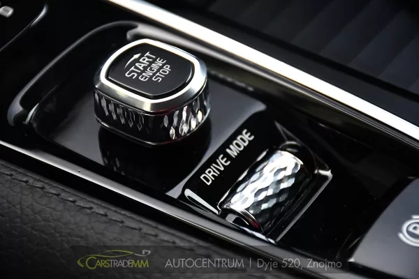 Volvo V60 2,0 T6 186kW - foto 33