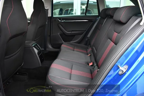 Škoda Octavia 1,6 TDI DSG - foto 13