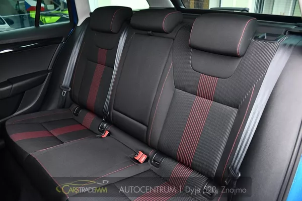 Škoda Octavia 1,6 TDI DSG - foto 14