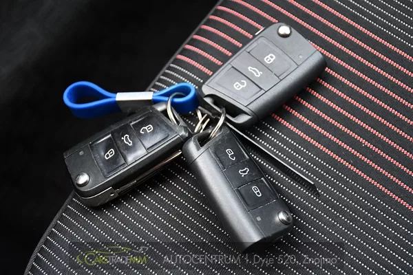 Škoda Octavia 1,6 TDI DSG - foto 36