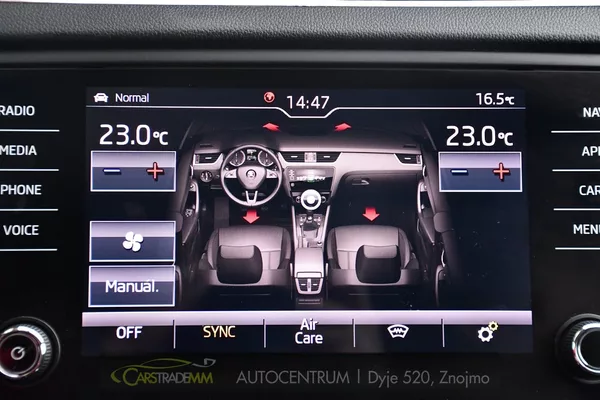 Škoda Octavia 1,6 TDI DSG - foto 43