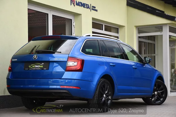 Škoda Octavia 1,6 TDI DSG - foto 5