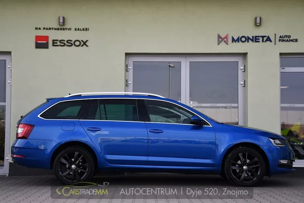 Škoda Octavia 1,6 TDI DSG - foto 6