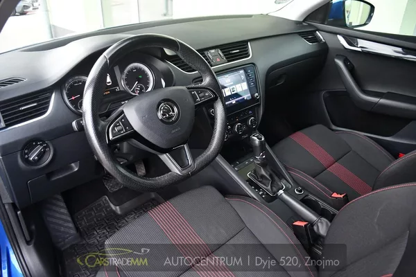 Škoda Octavia 1,6 TDI DSG - foto 9