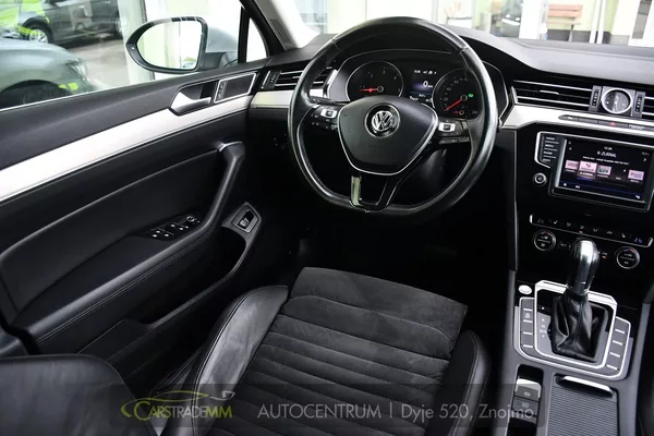 Volkswagen Passat 2,0TDi - foto 22