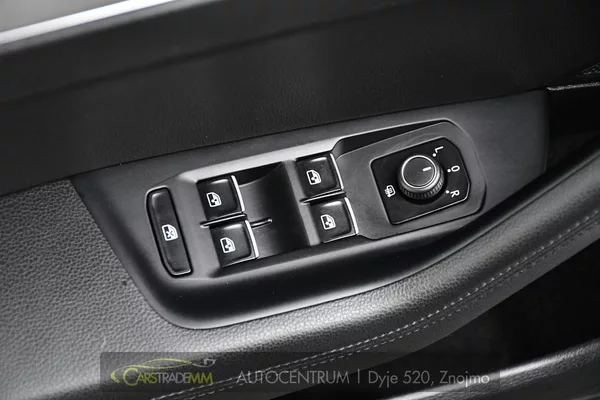 Volkswagen Passat 2,0TDi - foto 25