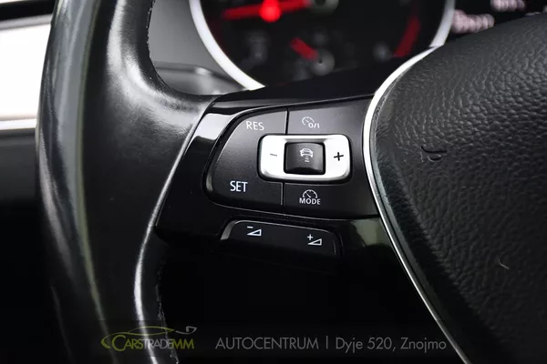 Volkswagen Passat 2,0TDi - foto 29
