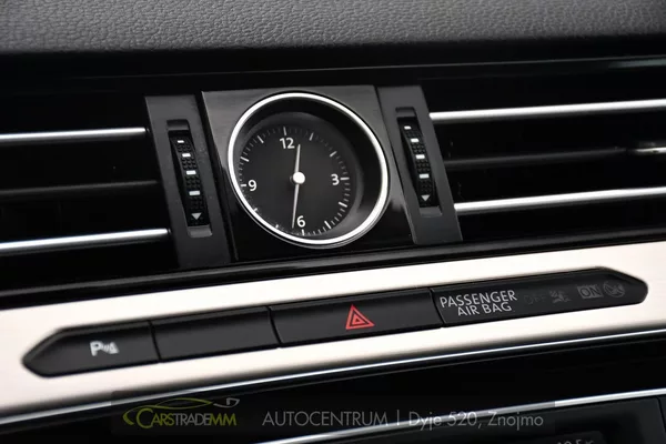 Volkswagen Passat 2,0TDi - foto 32