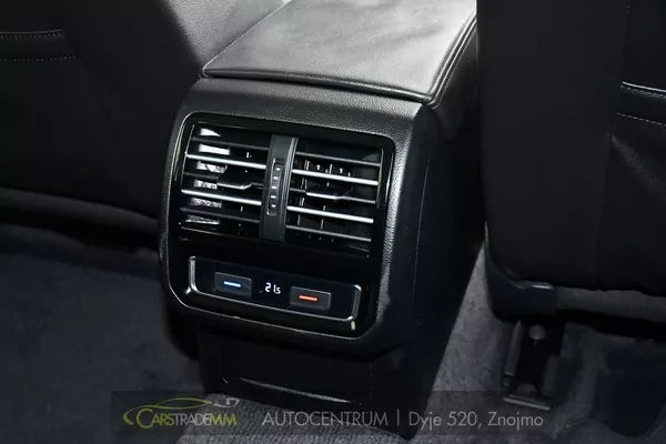 Volkswagen Passat 2,0TDi - foto 44