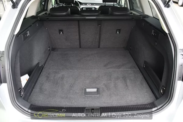 Volkswagen Passat 2,0TDi - foto 45