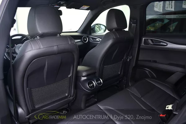 Alfa Romeo Stelvio 2,2D 154kW VELCE AT8-Q4 - foto 11