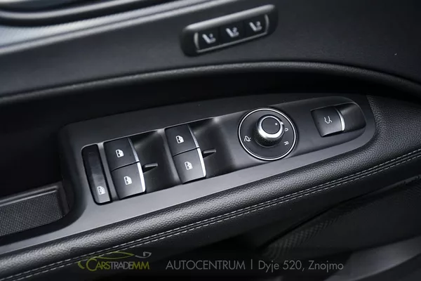 Alfa Romeo Stelvio 2,2D 154kW VELCE AT8-Q4 - foto 24
