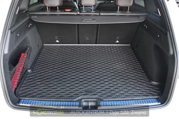 Mercedes-Benz GLC 220d 4M AMG+ TAŽNÉ - foto 25