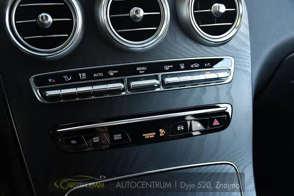 Mercedes-Benz GLC 220d 4M AMG+ TAŽNÉ - foto 31