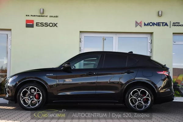 Alfa Romeo Stelvio 2,2 D 16V 210k Veloce AT8-Q4 - foto 2